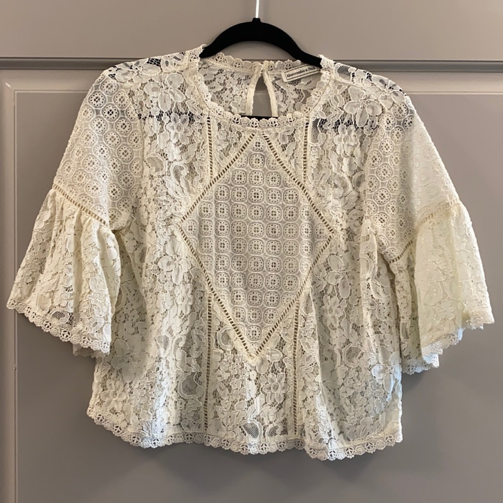 Abercrombie White Lace Half-Sleeve Blouse